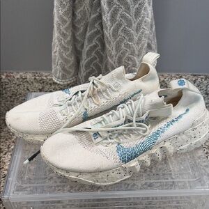 Nike Women's White and Teal Sneakers